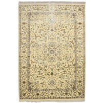 Traditional-Persian/Oriental Hand Knotted Wool / Silk (Silkette) Ivory 4' x 6' Rug